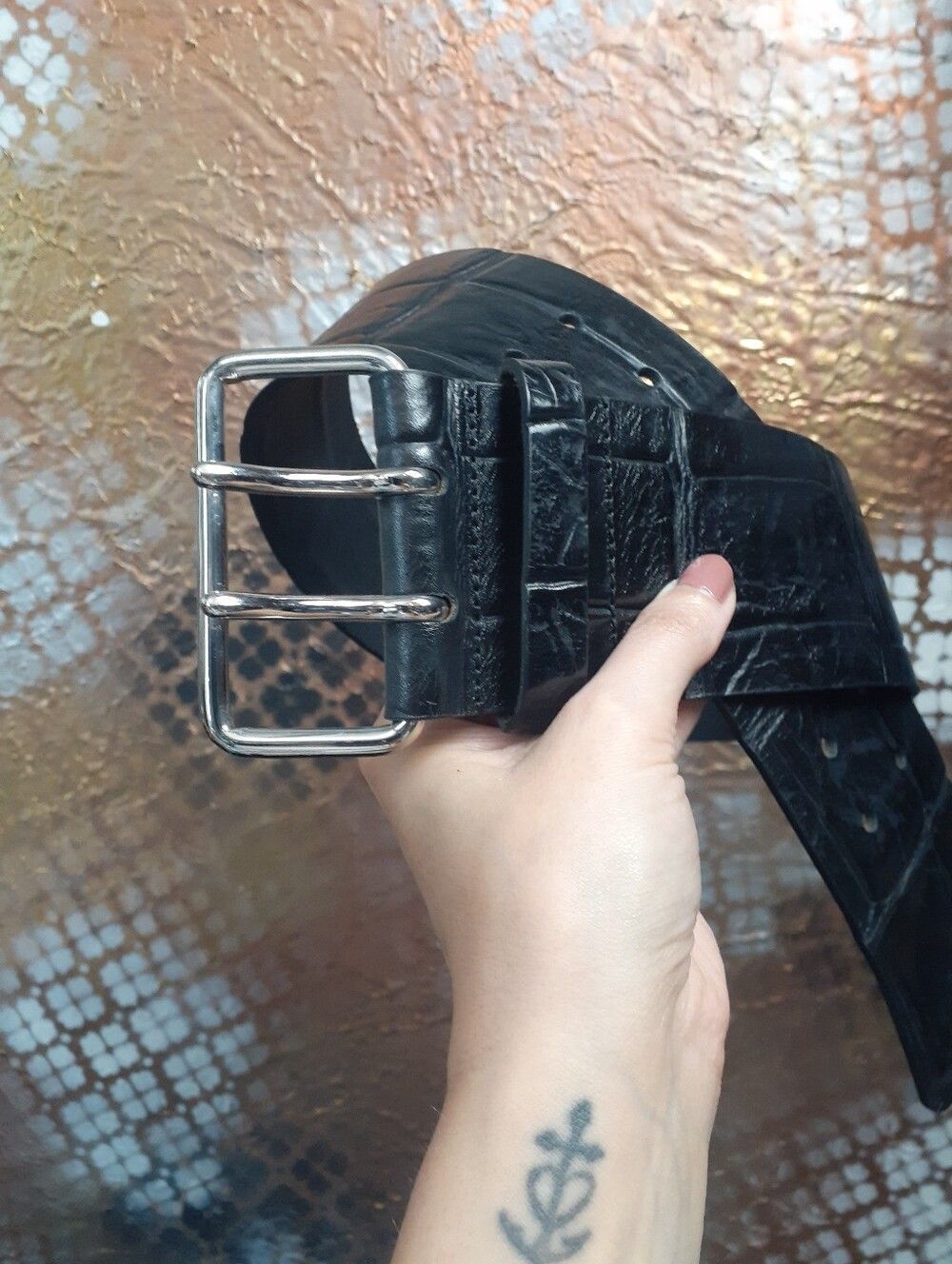 Zara Black Croc-Embossed Wide Leather Belt with Double-Prong Buckle - Picture 15 of 16